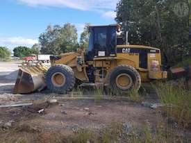 Caterpillar 938G - picture0' - Click to enlarge