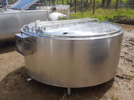 STAINLESS STEEL TANK, MILK VAT 1530 LT - picture1' - Click to enlarge