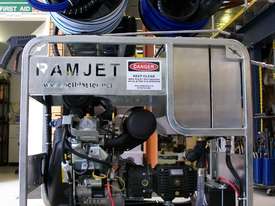 RAMJET 4000 Self-contained water/sewer jetter  - picture1' - Click to enlarge