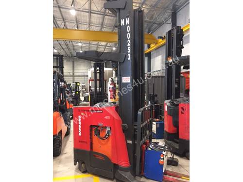 Raymond Narrow Isle Reach Forklift in good condition
