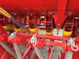 Agromaster BM18 Seed Drills Seeding/Planting Equip - picture2' - Click to enlarge
