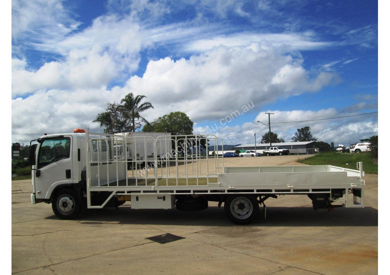 caption Isuzu NQR450 Tray Truck