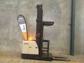Crown SP3500 Stock Picker Forklift - picture0' - Click to enlarge