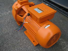 Water Pump 2400W - Orange CP80 - picture1' - Click to enlarge