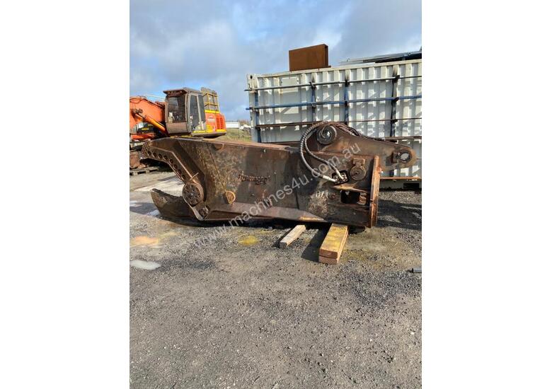 caption Labounty Scrap Shear