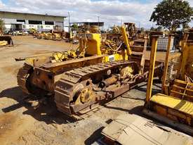 1971 Caterpillar D4D Bulldozer *DISMANTLING* - picture1' - Click to enlarge