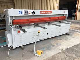METAL MASTER3.1M X 4MM HYDRAULIC GUILLOTINE - picture0' - Click to enlarge