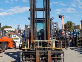 Yale 7000kg Diesel Forklift with 5400mm Mast, Sideshift & Fork Positioner - picture2' - Click to enlarge