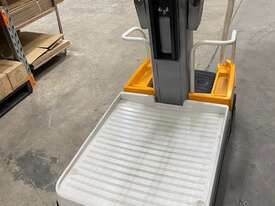 CROWN WAV50-119 MANLIFT ACCESS  - picture2' - Click to enlarge