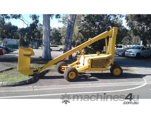 655 squirrel Orchard picker , 2004 , ex council NT ,