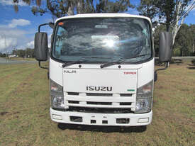 Isuzu NLR200 Tipper Truck - picture1' - Click to enlarge