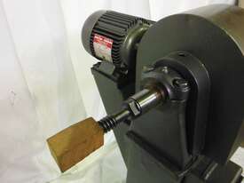 Fell Type DBA Screwing & Tapping Machine - picture0' - Click to enlarge