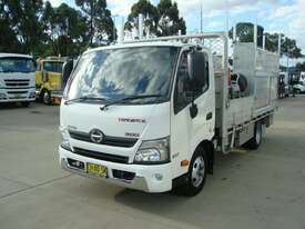 2016 HINO 617 300 TRUCK - picture1' - Click to enlarge