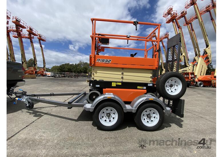 QLD ACCESS - JLG R1932 Scissor Lift and Trailer Package