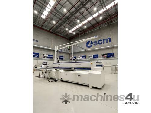 caption DEMO MODEL SCM Panel saw with mobile carriage and blade tilting