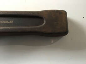 Slogging Spanner 30mm Ring End Wrench Typhoon Tools 74030 - picture2' - Click to enlarge