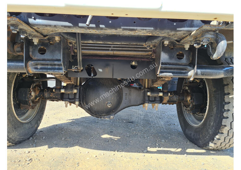 caption Hino GT 1322-500 Series Fuel/Lube Tanker Truck