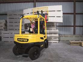 5T Battery Electric Counterbalance Forklift - picture2' - Click to enlarge