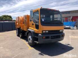 2008 Isuzu Sweeper - picture0' - Click to enlarge