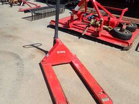 HYTSU HAND PALLET TRUCK - picture0' - Click to enlarge