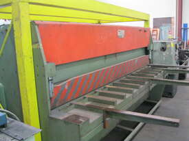 Acrashear 2450mm x 5mm Hydraulic Guillotine - picture0' - Click to enlarge