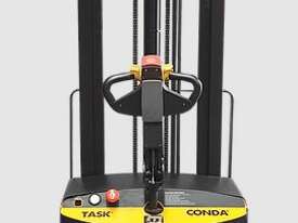 TASK CONDA 1.5 - 3.5 Straddle Stacker - picture1' - Click to enlarge