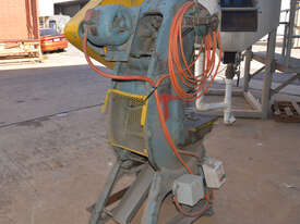 John Heine Mechanical Electric Press Stamping 202A 15t foot pedal 3 phase - picture2' - Click to enlarge