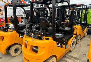 UN Forklift 2.5T LPG - Excess Stock Available Now!
