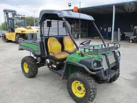 John Deere Gator - picture0' - Click to enlarge