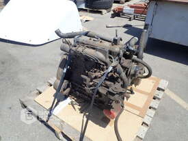 4 CYLINDER KUBOTA V2203-E DIESEL ENGINE - picture0' - Click to enlarge