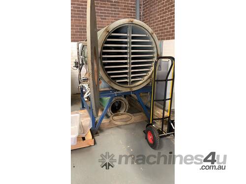 COMMERCIAL FREEZE DRYER (NEEDS TO BE REFURBISHED)