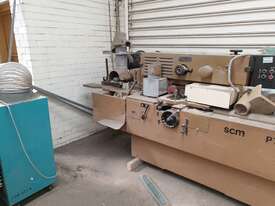 5 Head Moulder  - picture0' - Click to enlarge