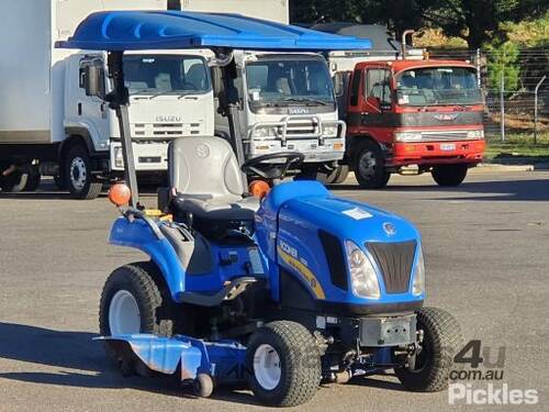 2012 New Holland Boomer 1025