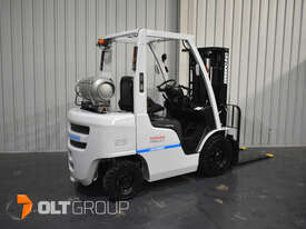 Unicarriers Nissan 2.5 Tonne Forklift 4 Hydraulic Functions Sideshift Fork Positioner LPG EFI Engine - picture1' - Click to enlarge