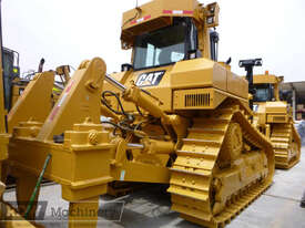 2014 Caterpillar D7R Dozer - picture1' - Click to enlarge
