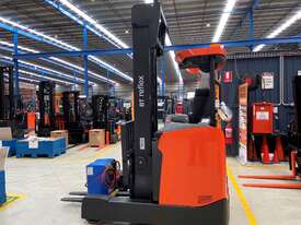 BT REFLEX RRE200H SERIAL # 6631157 2 TON REACH TRUCK 2018 MODEL - picture0' - Click to enlarge