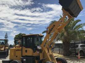 WCM928 6ton wheel loader,88HP, QH with bucket and fork - picture0' - Click to enlarge