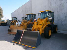 WCM928 6ton wheel loader,88HP, QH with bucket and fork - picture2' - Click to enlarge