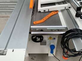 Near new SCM Minimax SC 2c Classic Sliding Table Saw - picture1' - Click to enlarge