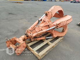 EXCAVATOR GRAB ATTACHMENT - picture1' - Click to enlarge