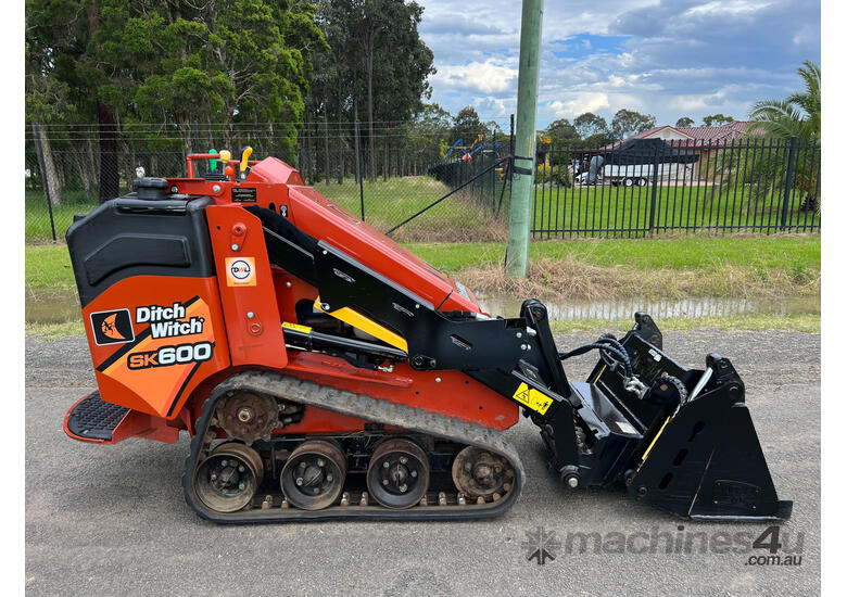 Used 2018 ditch witch SK600 Skid Steer Loaders in , Listed on Machines4u