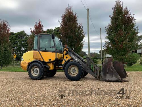 Volvo L20B Wheel Liader