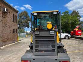 2023 UHI UWL916 Wheel Loader, 1.6T, 42KW/56HP, Loading Capacity - picture2' - Click to enlarge