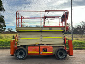 JLG M4069 Scissor Lift Access & Height Safety - picture2' - Click to enlarge