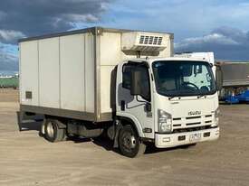 Isuzu NH - picture0' - Click to enlarge