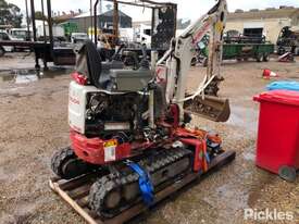 Takeuchi TB210R - picture0' - Click to enlarge