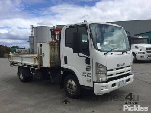 2010 Isuzu NPR 275 MWB