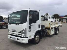 2010 Isuzu NPR 275 MWB - picture0' - Click to enlarge