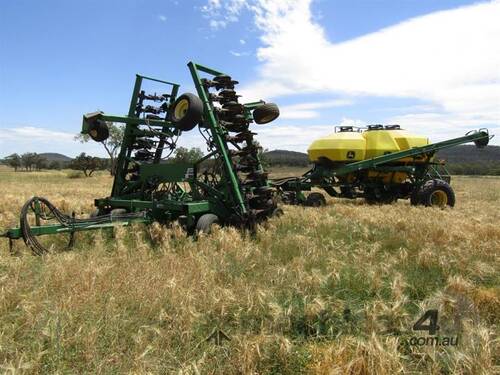 John Deere 1690 40ft Disc Seeder