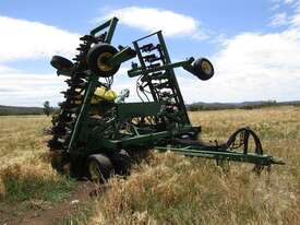 John Deere 1690 40ft Disc Seeder - picture1' - Click to enlarge